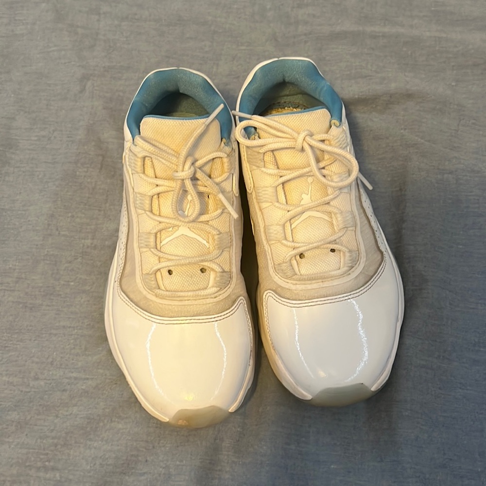 Jordan 11 Low CMFT “Unc”